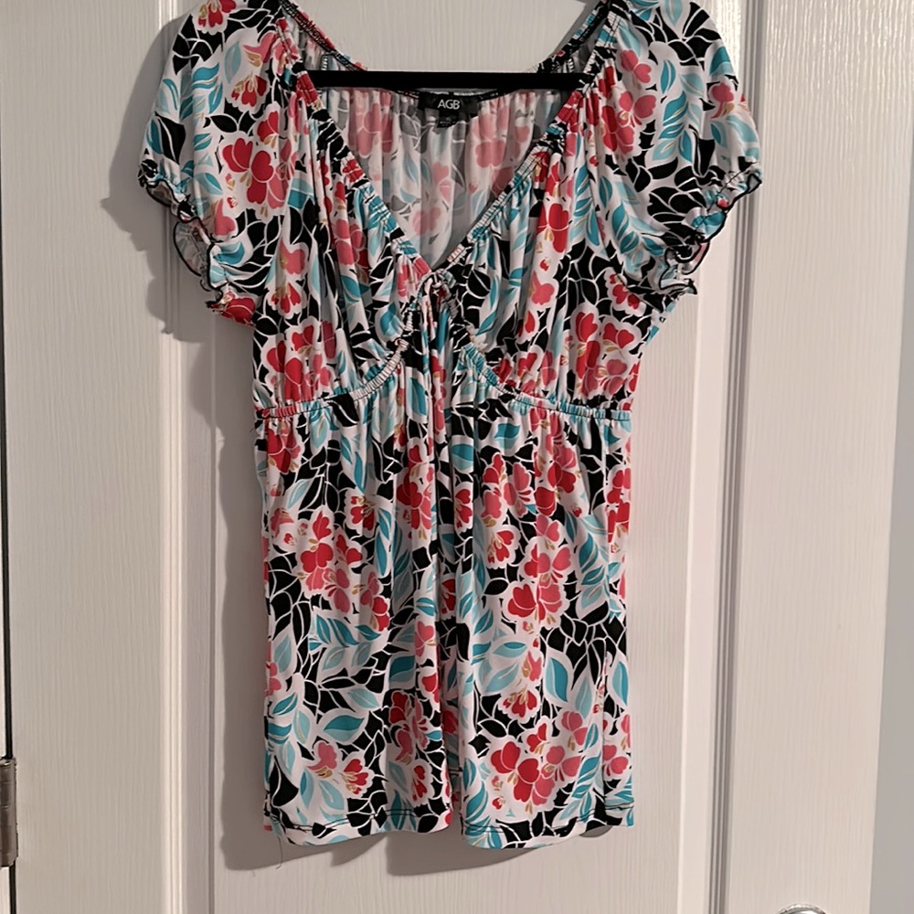 AGB Floral Ruffle Trim Top, tie detail, flowy, size XL